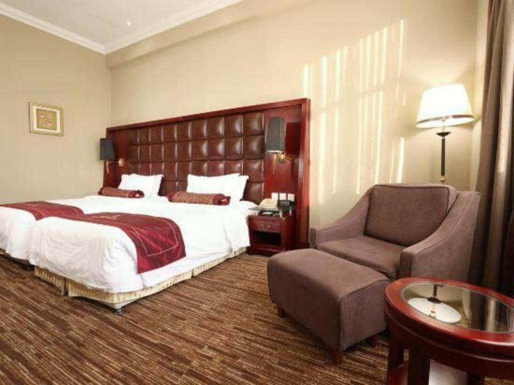 Jianguo Qianmen Hotel Pekín Exterior foto